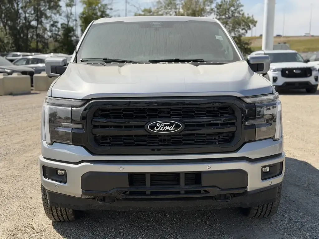 Ford F-150 Lariat 2026 photo 4