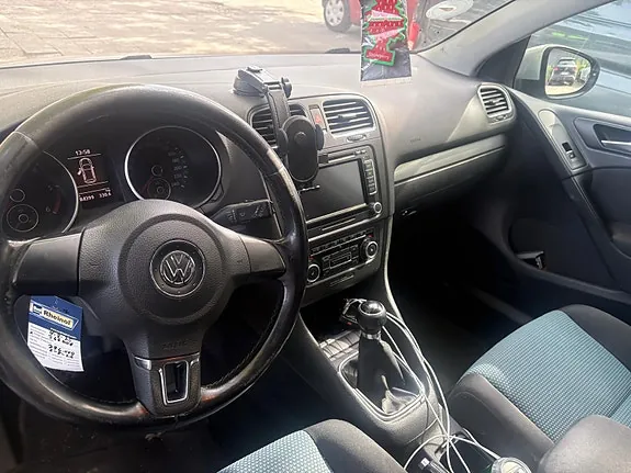 Volkswagen Golf Vi 2010 photo 3