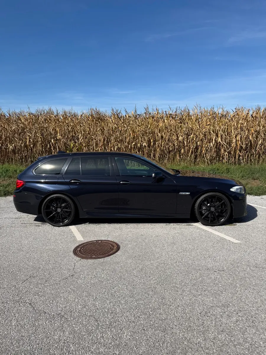 BMW 5 Series 2013 photo 2