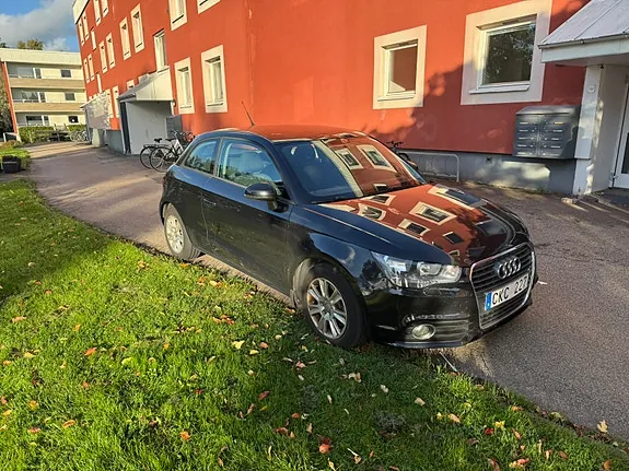 Audi A1 2011 photo 3