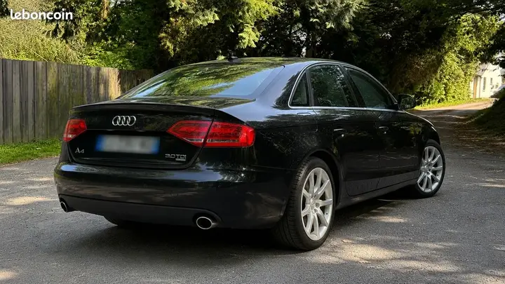 Audi A4 2008 photo 2