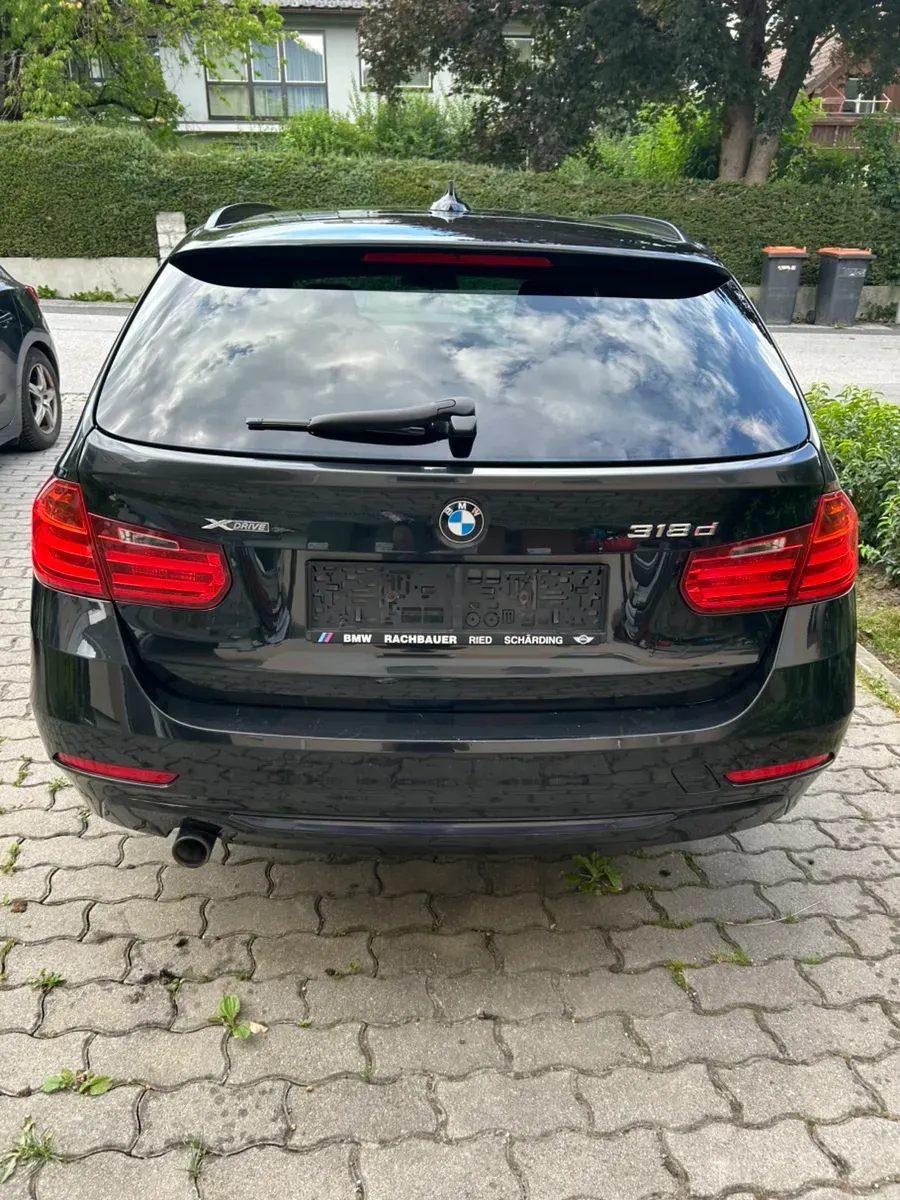 BMW 3 Series 2015 photo 3