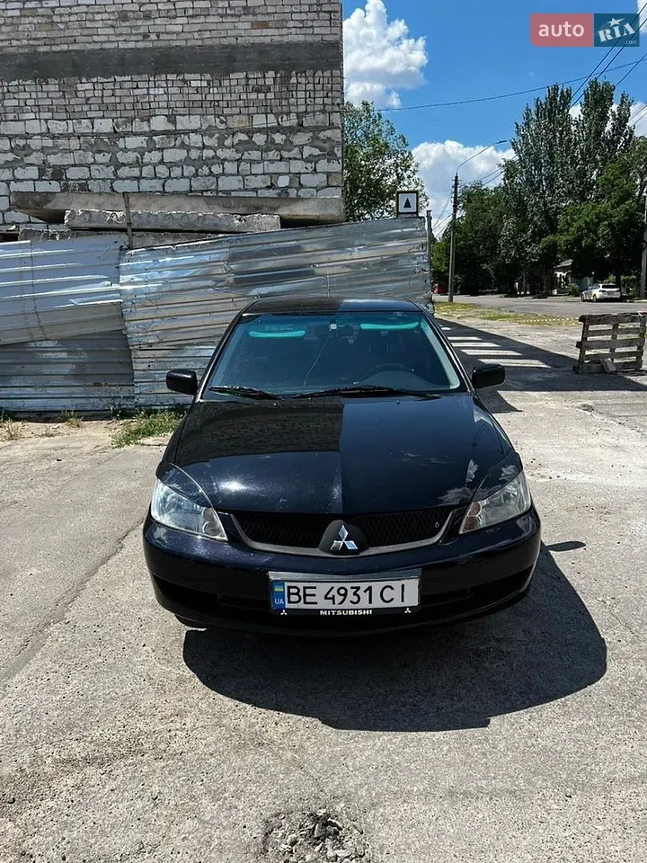 Mitsubishi Lancer