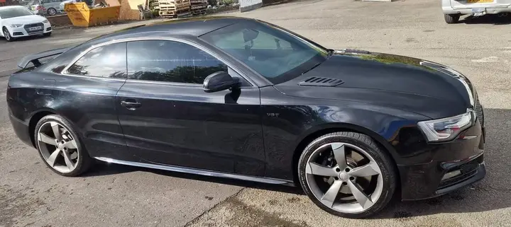 Audi S5 2013 photo 2