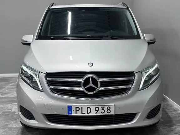 Mercedes-Benz V220 2017 photo 3