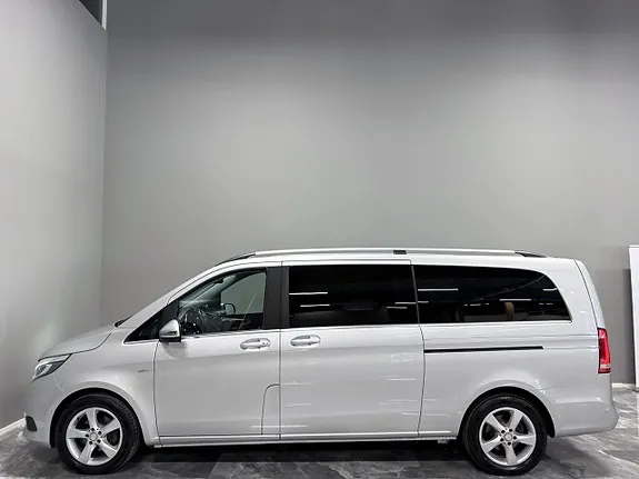 Mercedes-Benz V220 2017 photo 5