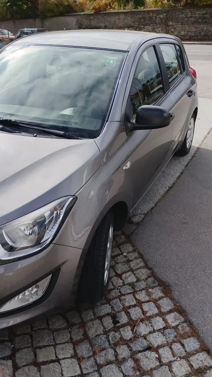 Hyundai I20 2013 photo 2