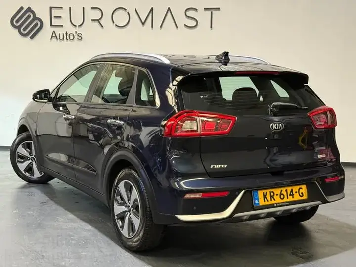 Kia Niro 2016 photo 3