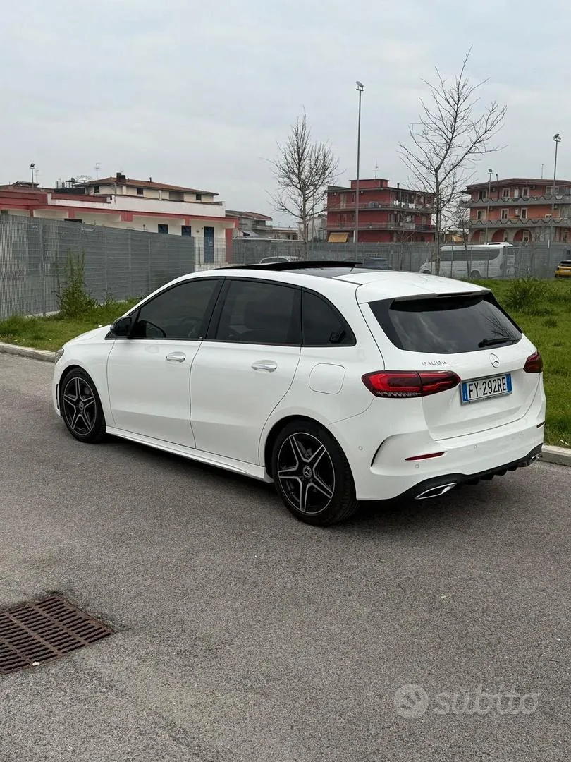 Mercedes-Benz B-Class 2019 photo 2