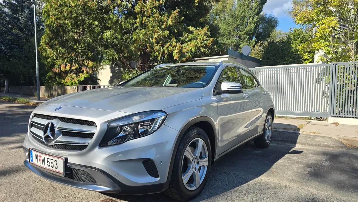 Mercedes-Benz Gla 2016 photo 2