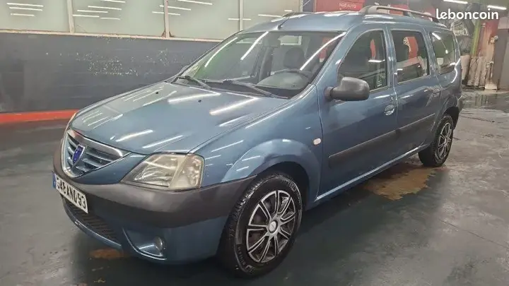Dacia Logan 2008 photo 3
