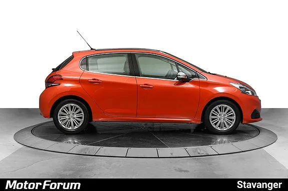Peugeot 208 2017 photo 4