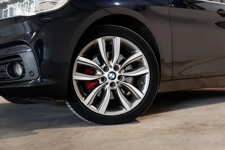 BMW 2 Series Active Tourer 2018 photo 2