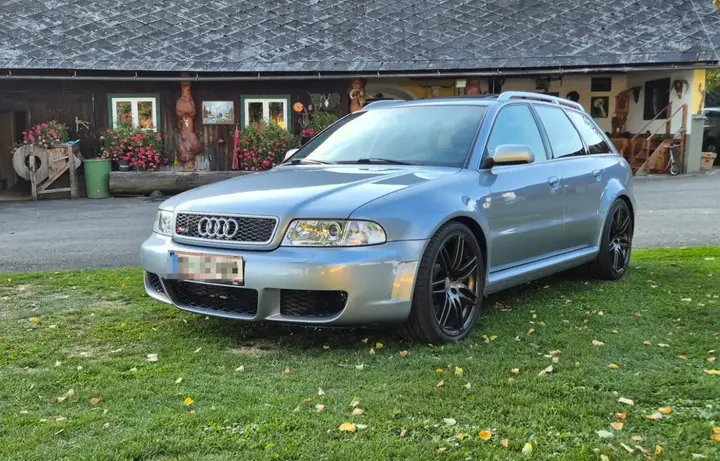 Audi A4 1999 photo 2
