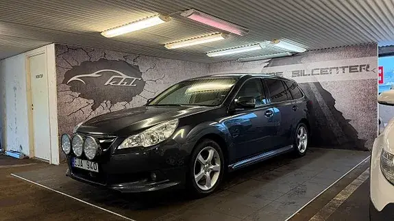 Subaru Legacy 2010 photo 3