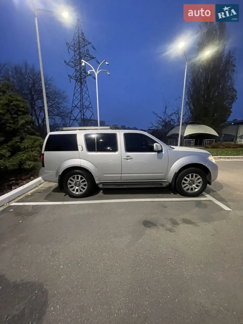 Nissan Pathfinder 2012 photo 2