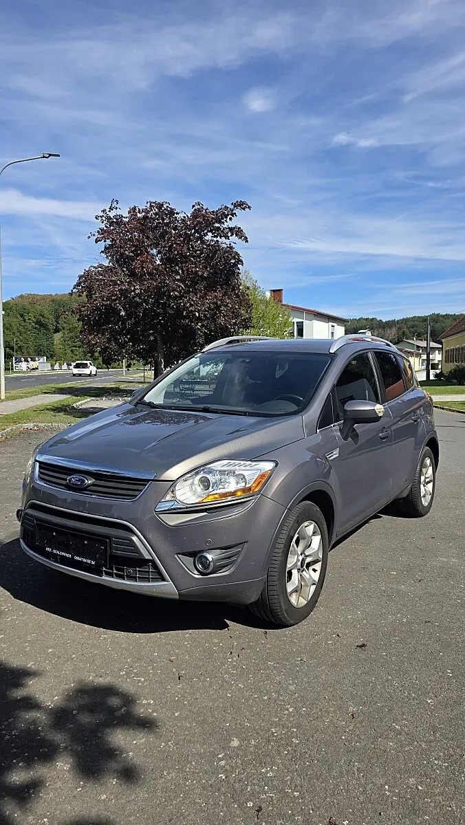 Ford Kuga 2012 photo 2
