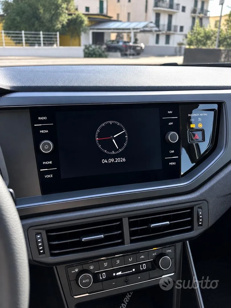 Volkswagen Polo 2021 photo 2