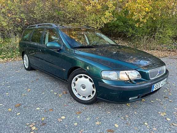 Volvo V70 2001 photo 2