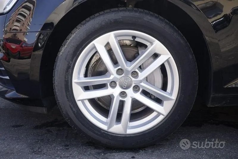 Audi A4 2018 photo 5