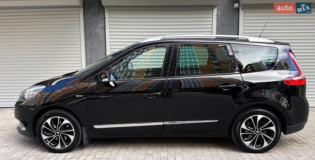 Renault Grand Scenic 2015 photo 4