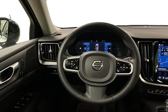 Volvo V60 2025 photo 3