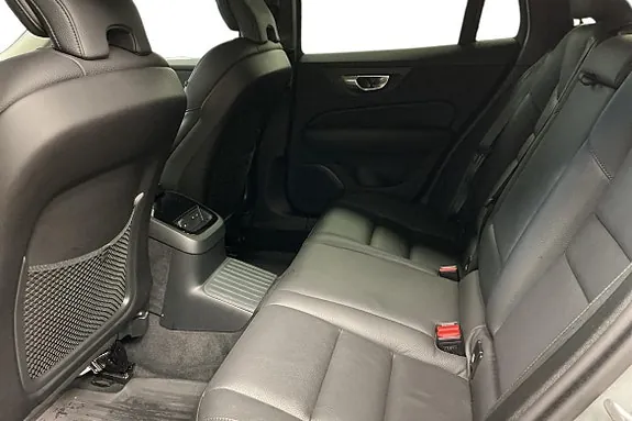 Volvo V60 2025 photo 5