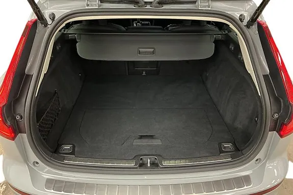 Volvo V60 2025 photo 4