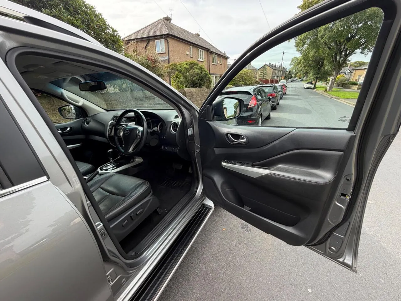 Nissan Navara 2018 photo 2