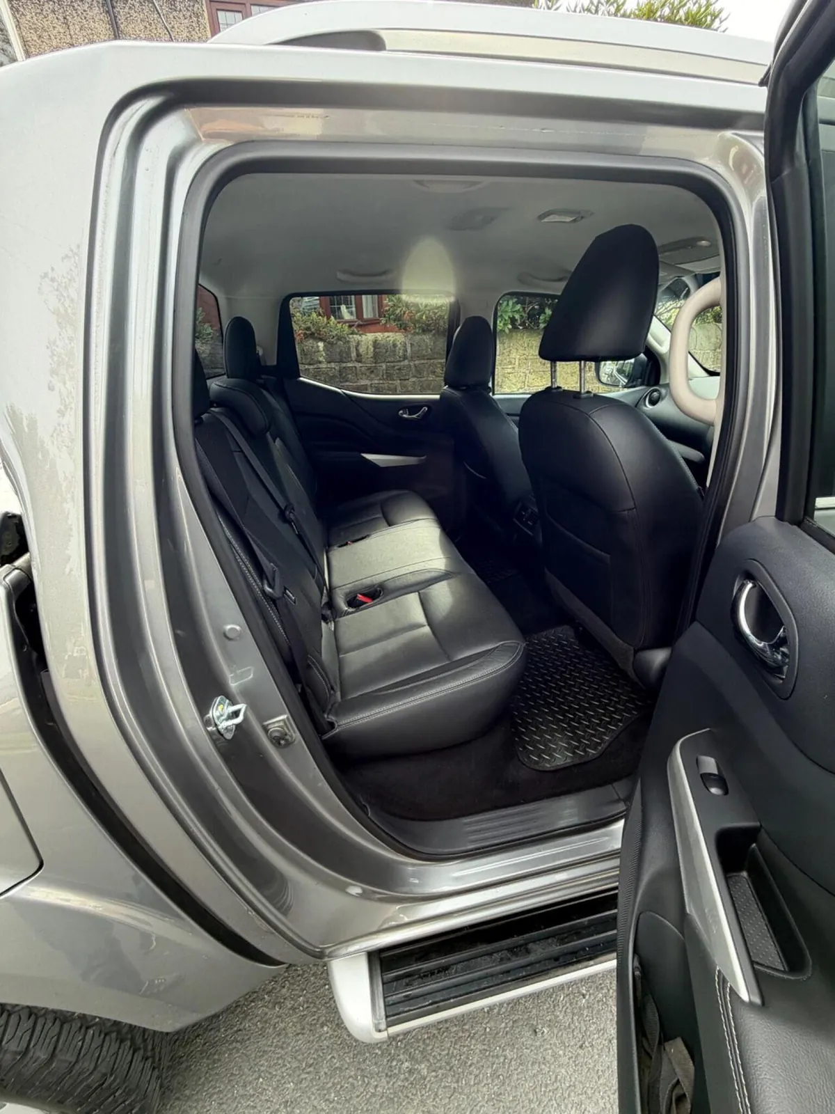 Nissan Navara 2018 photo 4
