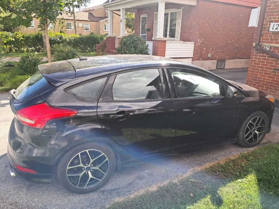 Ford Focus 2016 photo 2