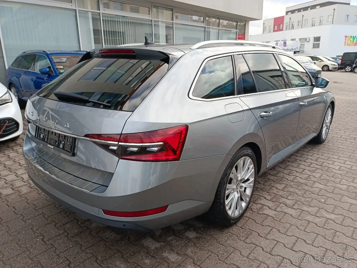Skoda Superb 2020 photo 4