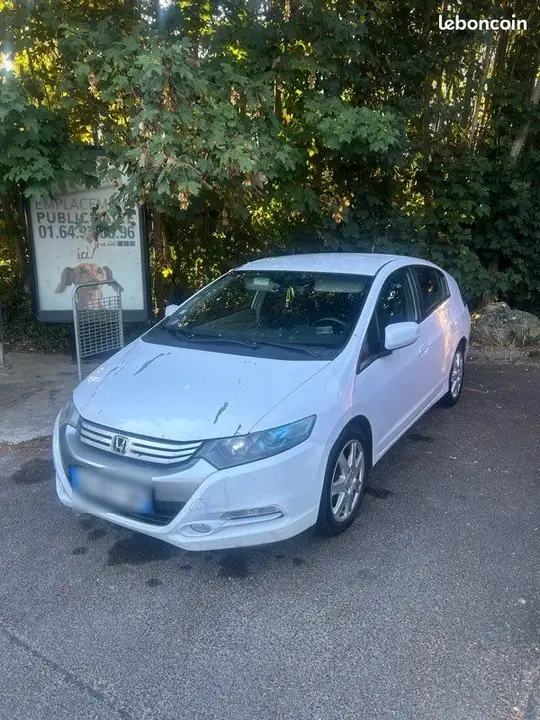 Honda Insight 2011 photo 2