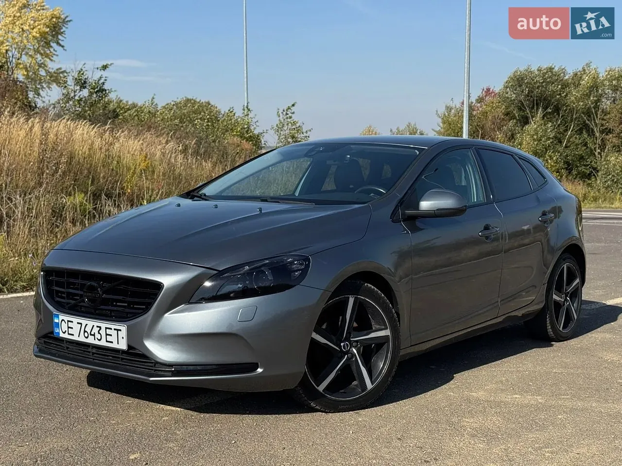 Volvo V40 2015 photo 2