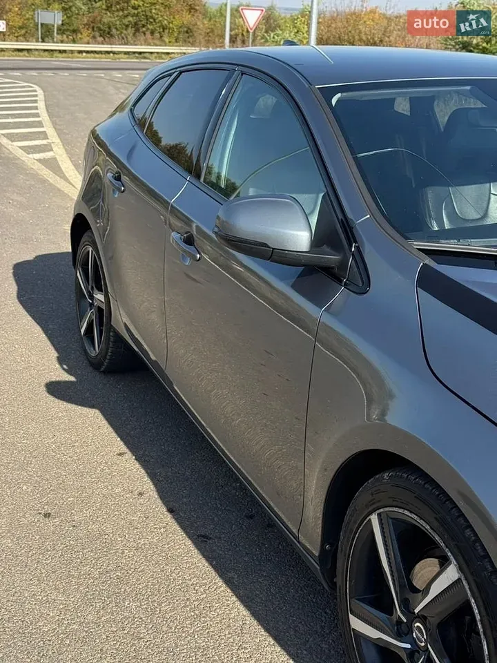 Volvo V40 2015 photo 5