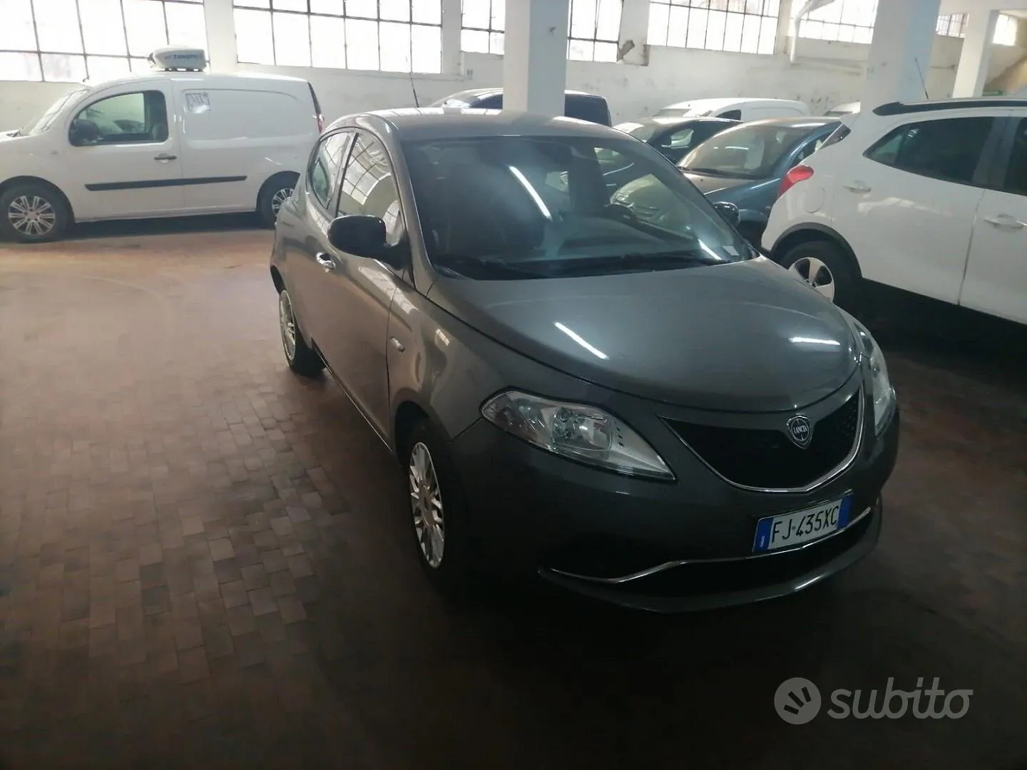 Lancia Ypsilon