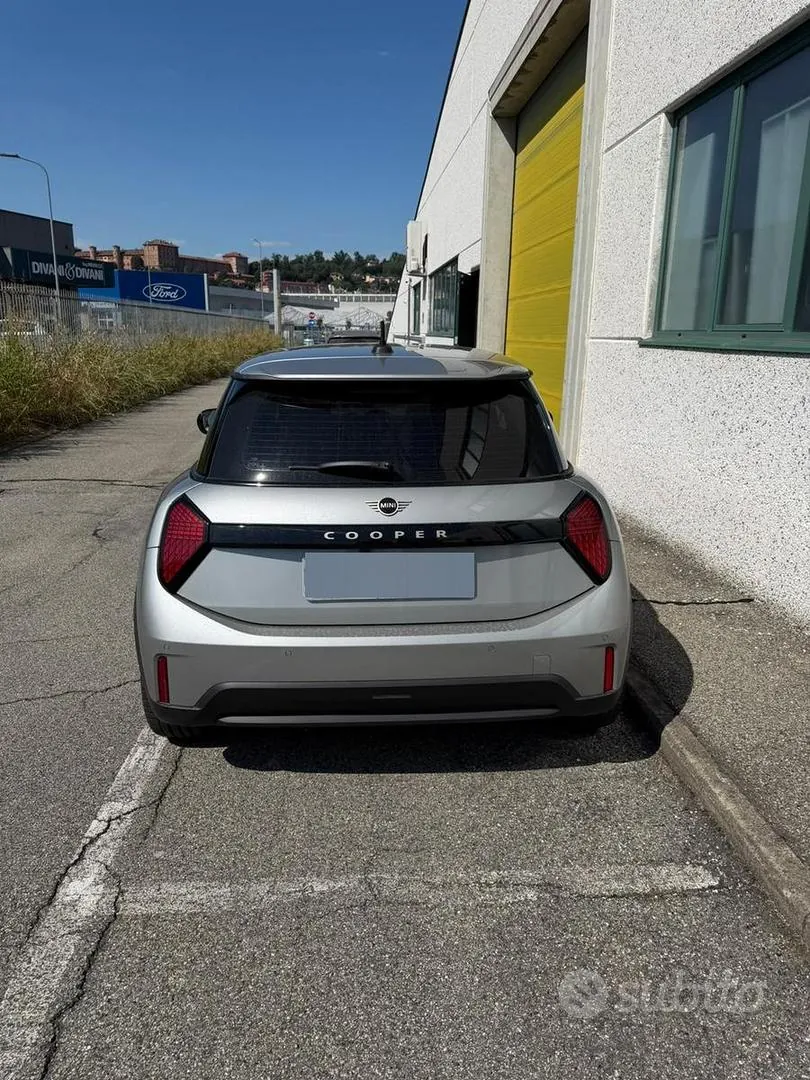 Mini Cooper 2025 photo 4