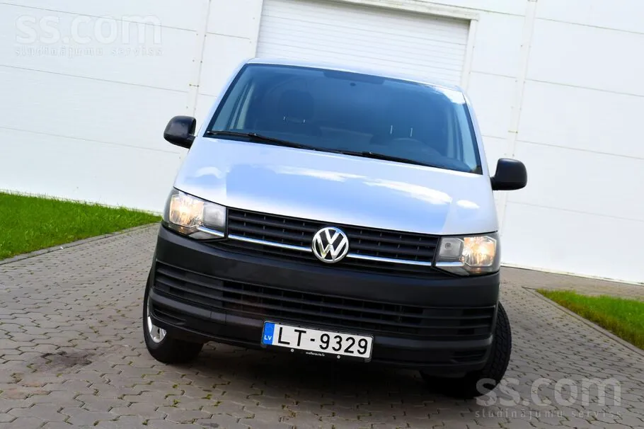 Volkswagen Transporter 2018 photo 2