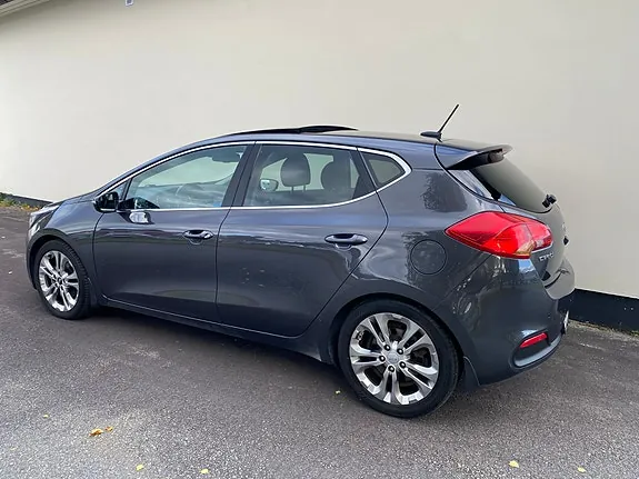 Kia Ceed 2013 photo 3