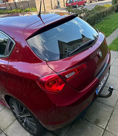 Alfa Romeo Giulietta 2010 photo 4