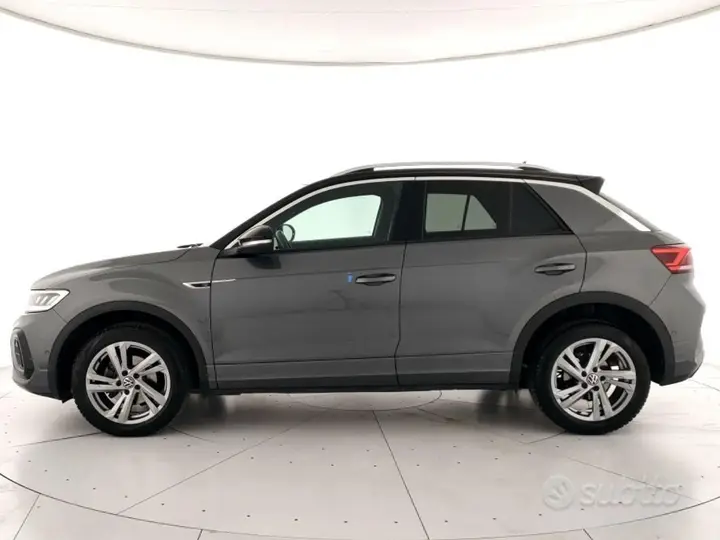 Volkswagen T-Roc 2024 photo 2