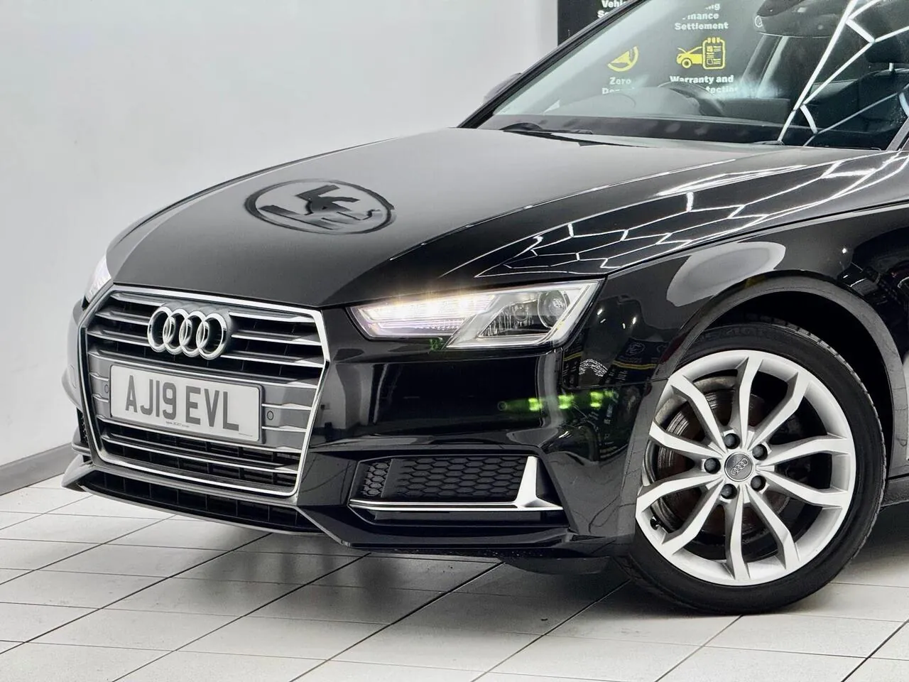 Audi A4 2019 photo 4