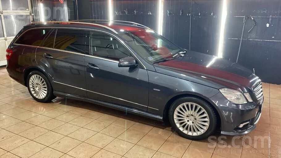 Mercedes-Benz E350