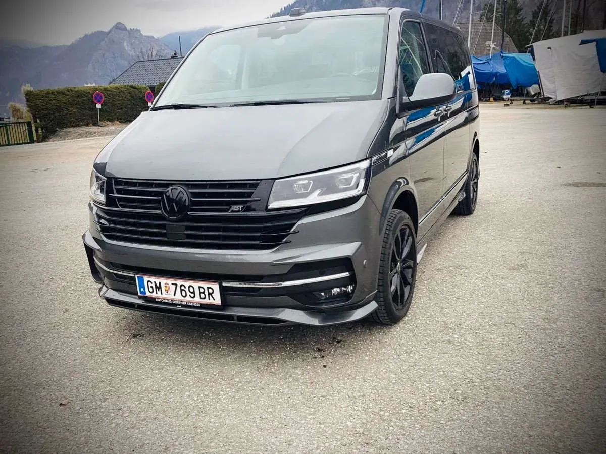 Volkswagen Caravelle