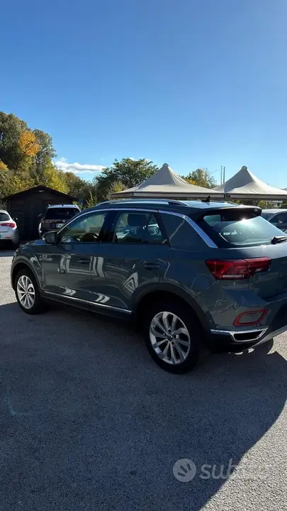 Volkswagen T-Roc 2022 photo 4