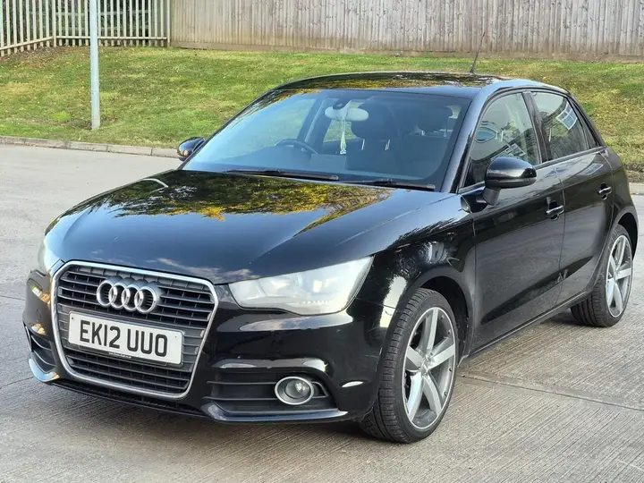 Audi A1 2012 photo 3