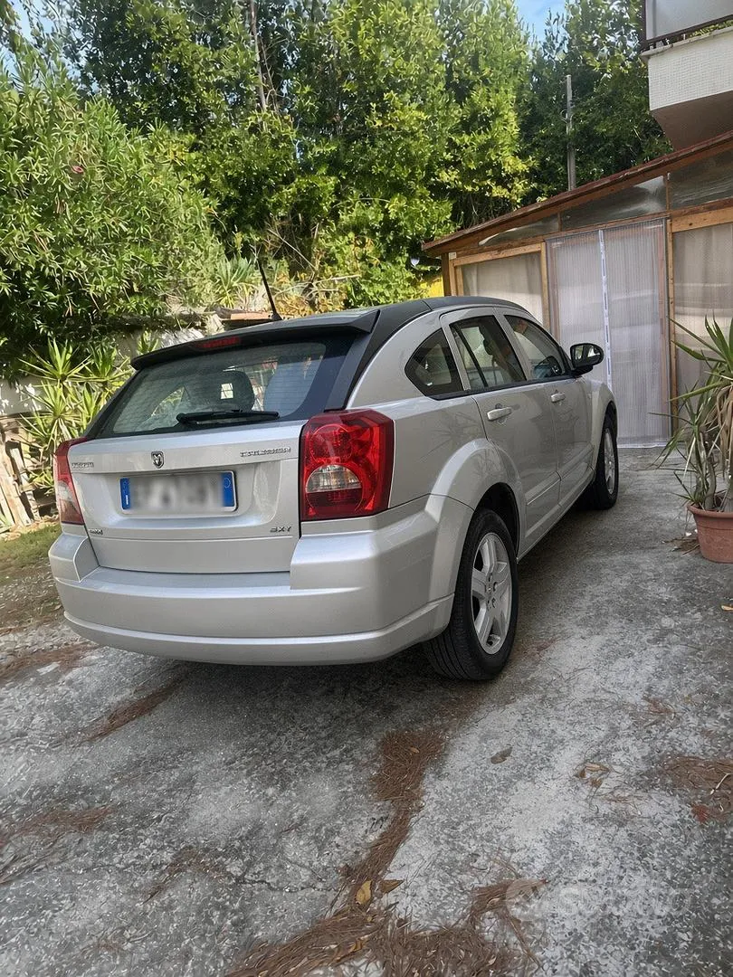 Dodge Caliber 2011 photo 4