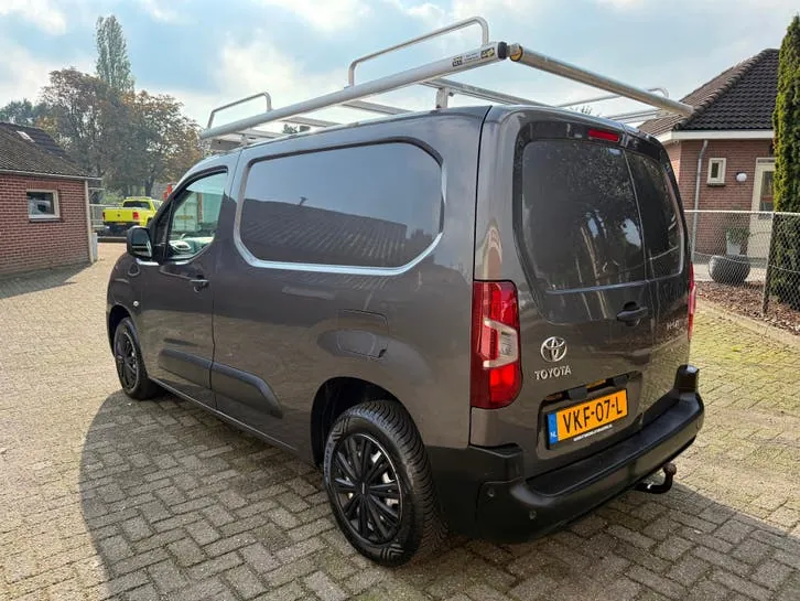 Toyota Proace City 2021 photo 2