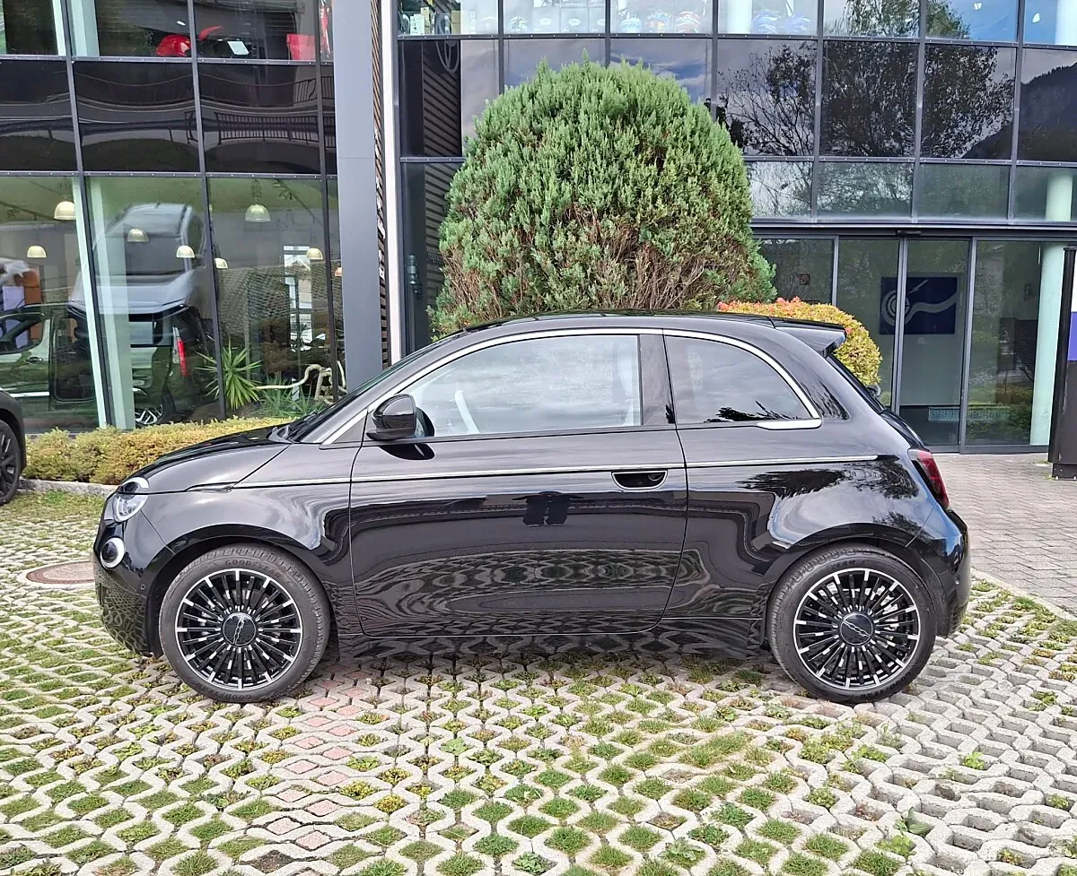 Fiat 500E 2023 photo 3