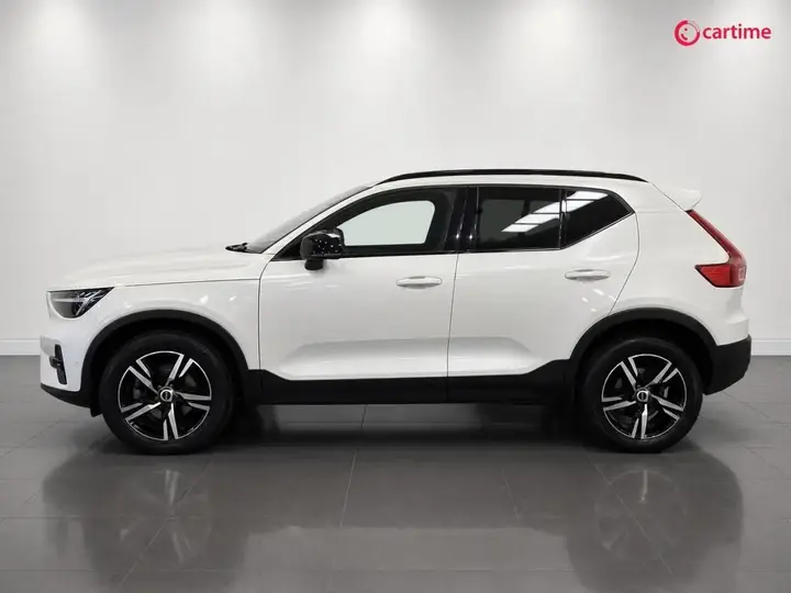 Volvo Xc40 2023 photo 5